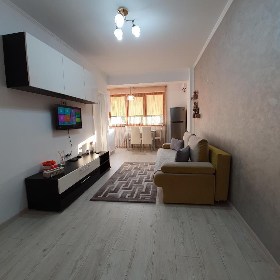 Sarah Apartment Κονστάντζα Εξωτερικό φωτογραφία