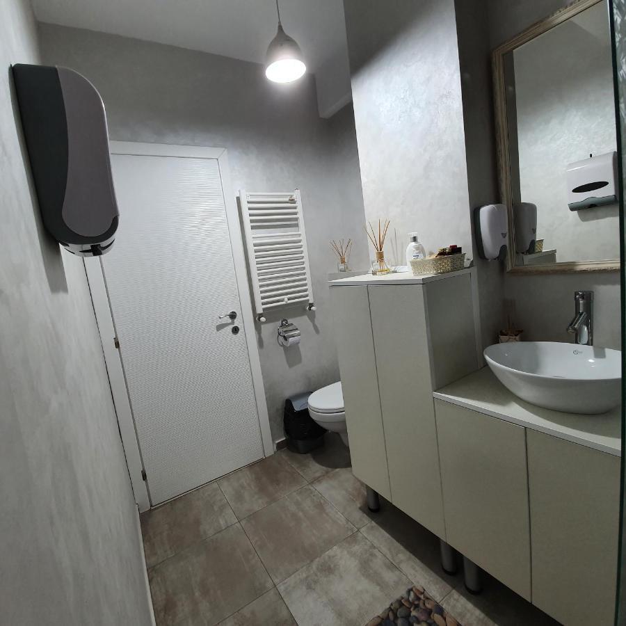 Sarah Apartment Κονστάντζα Εξωτερικό φωτογραφία