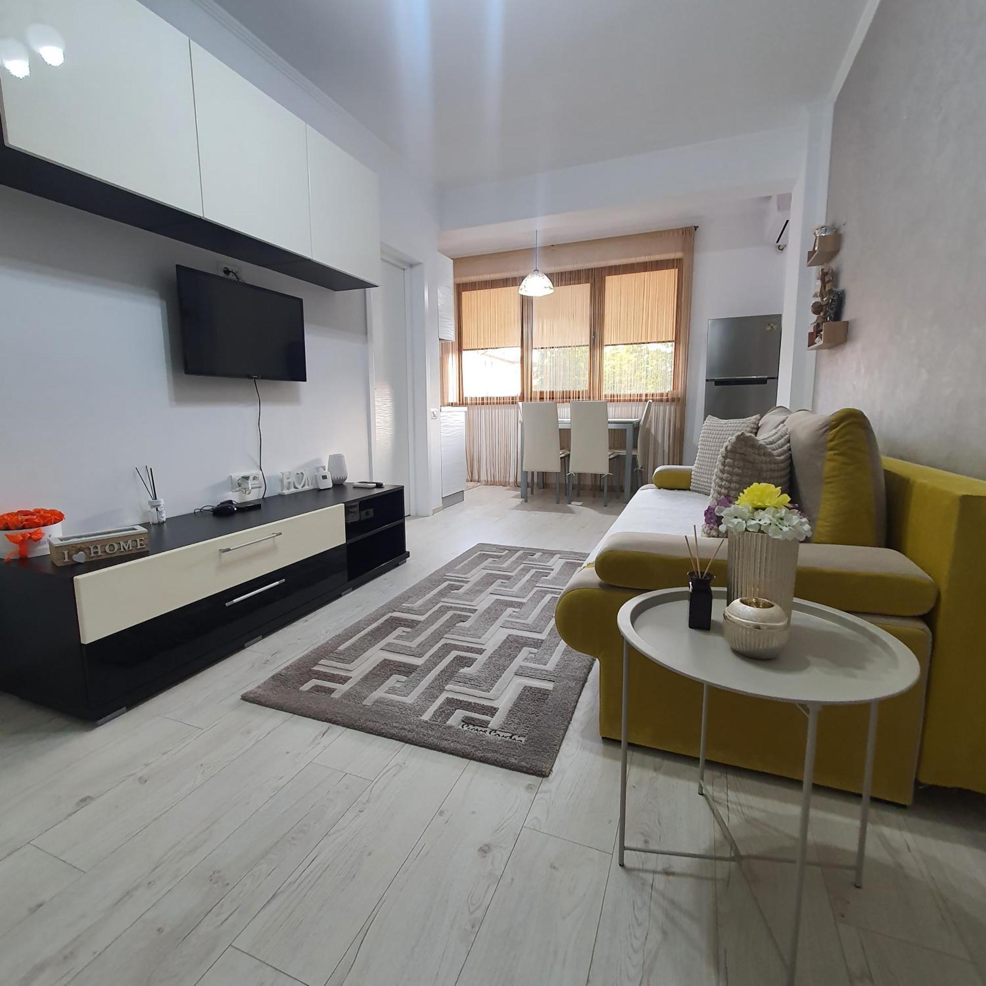 Sarah Apartment Κονστάντζα Εξωτερικό φωτογραφία